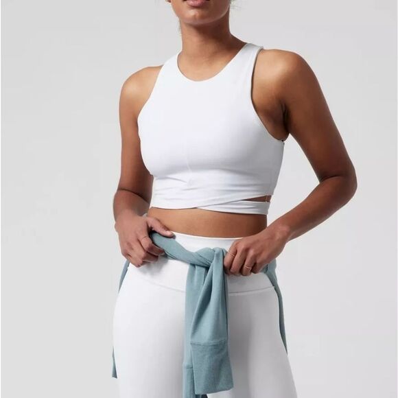 🐢 Athleta Conscious Cut Out Crop 2X D-DD - Picture 1 of 14